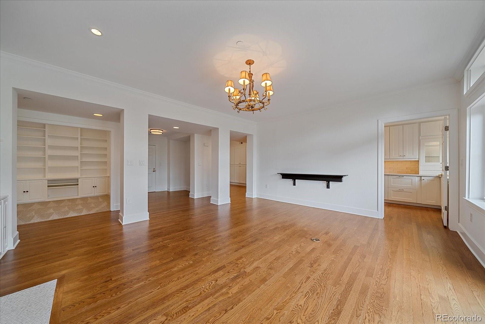 300 Hudson Street Unit: 203