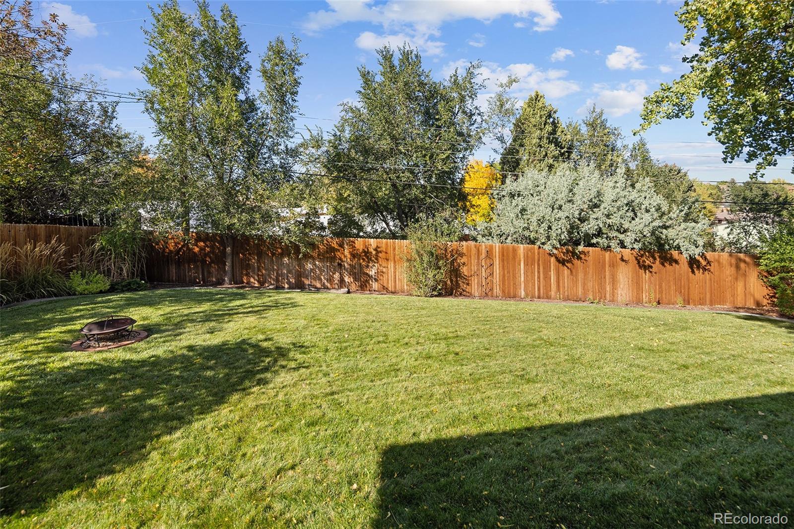 10943 W Exposition Place