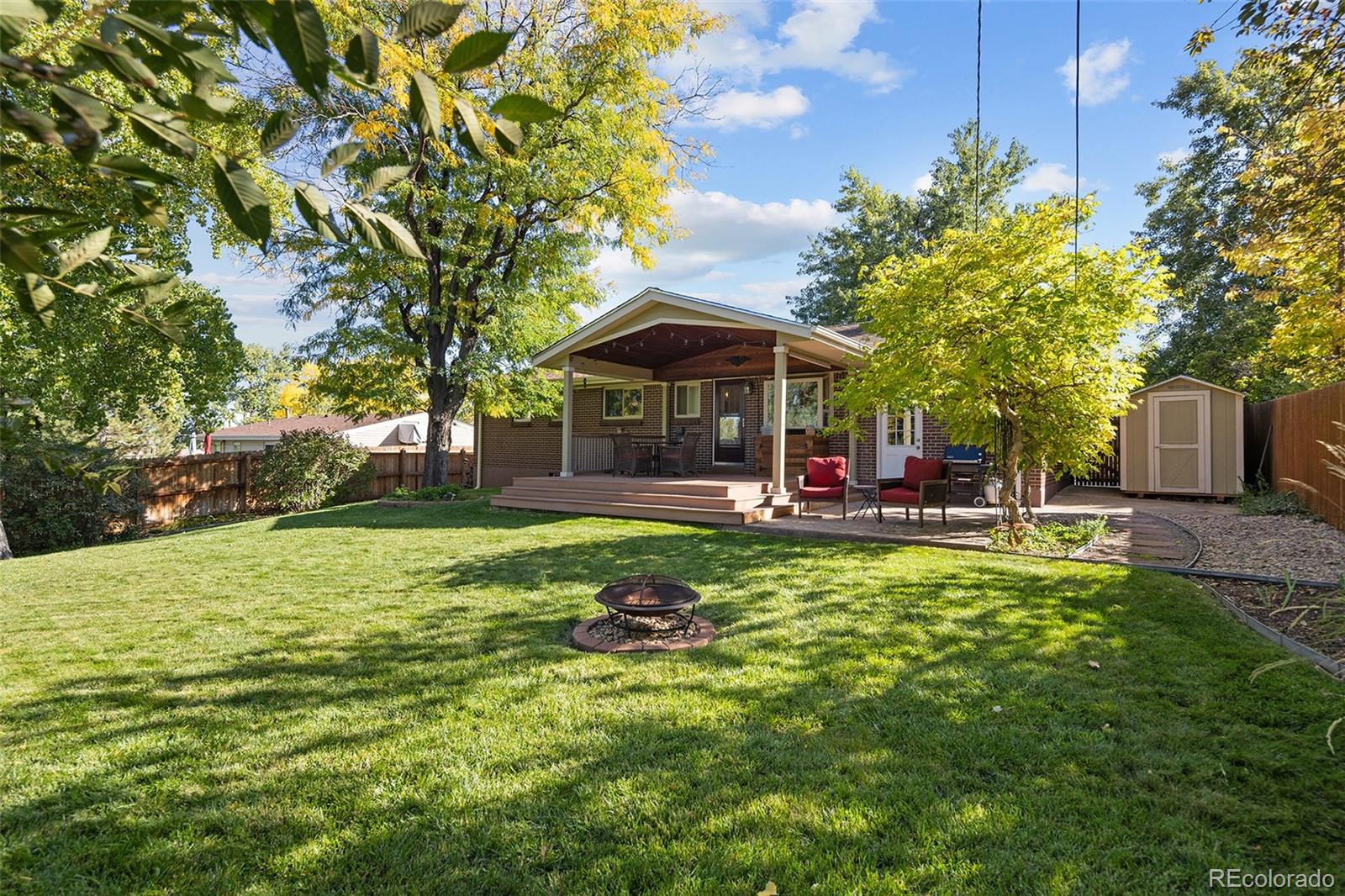 10943 W Exposition Place