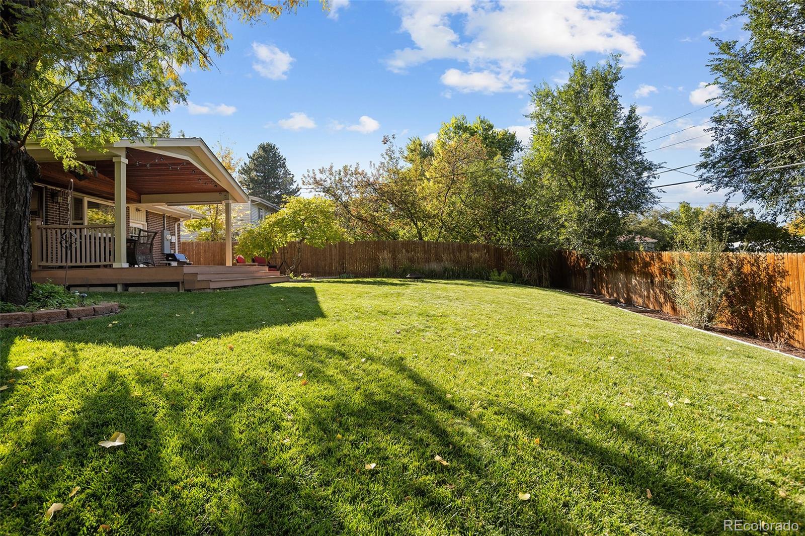 10943 W Exposition Place