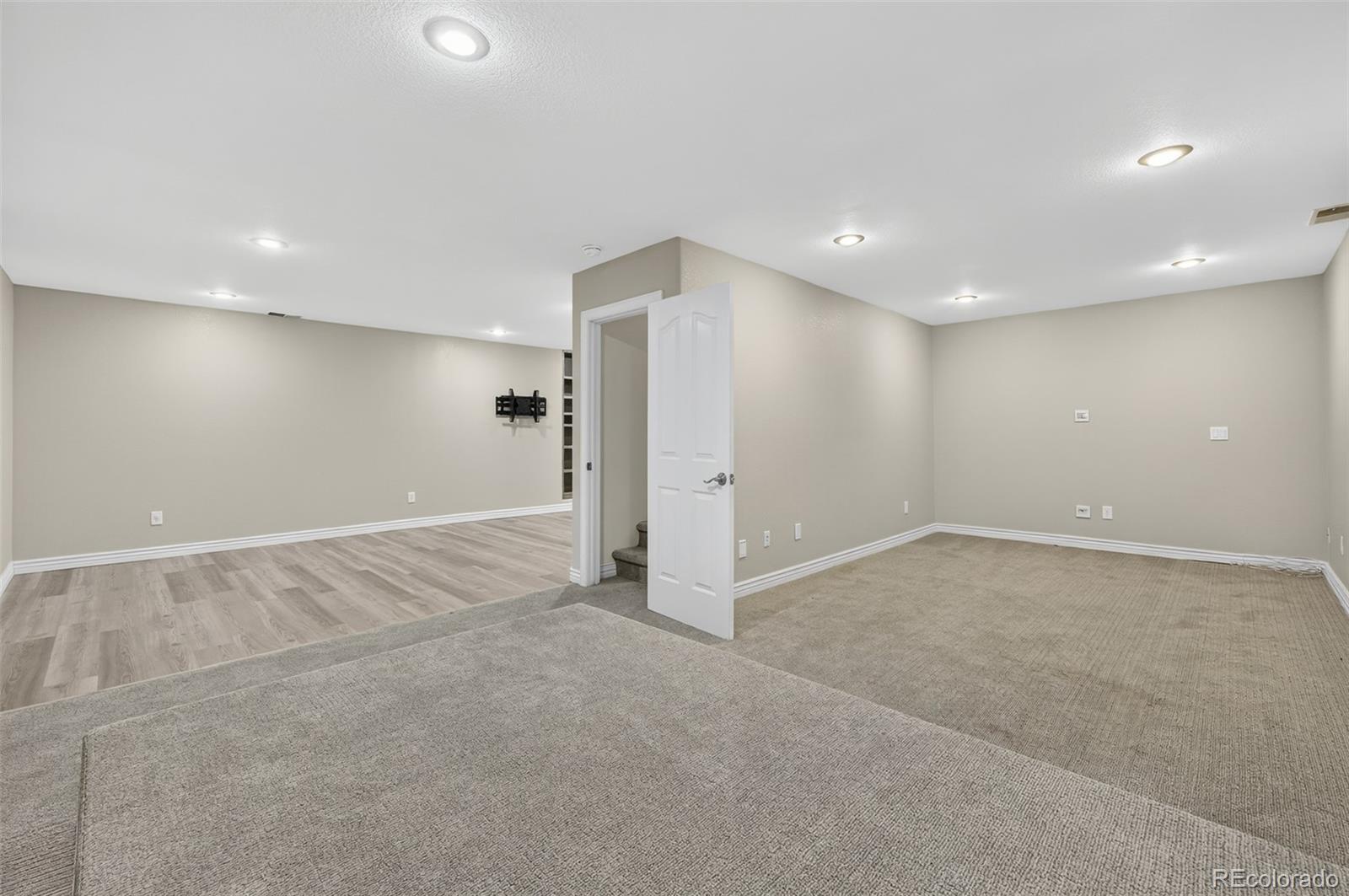 8389 Owl Roost Court