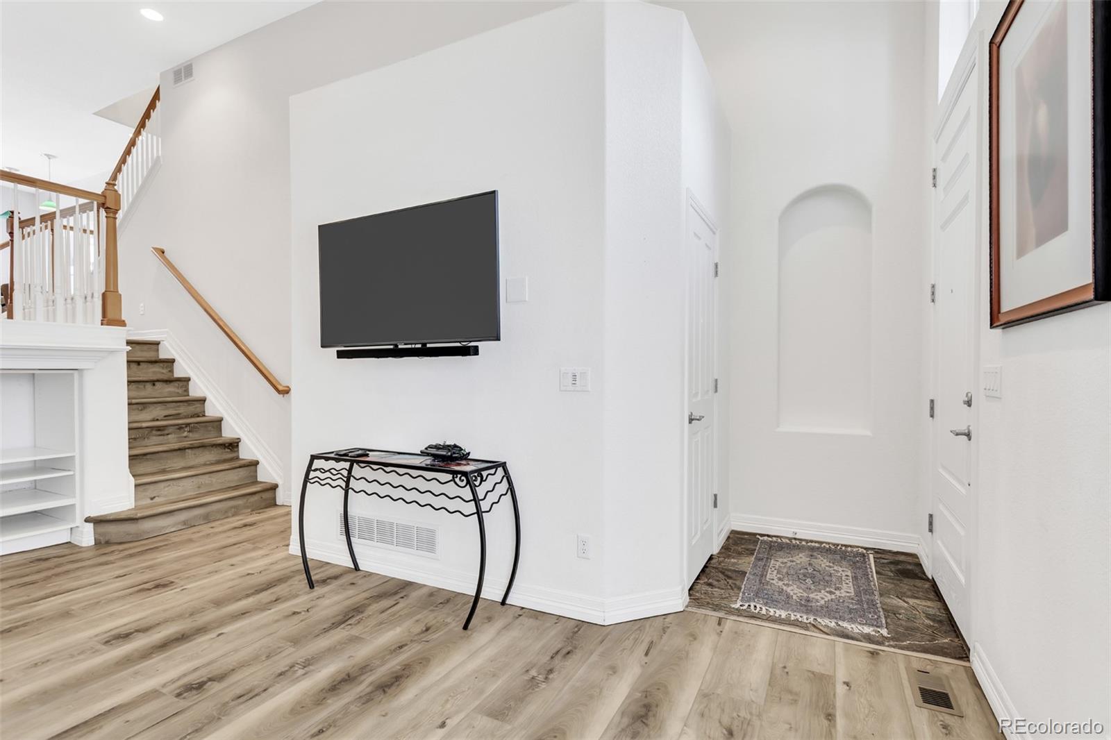 10164 Ridgegate Circle