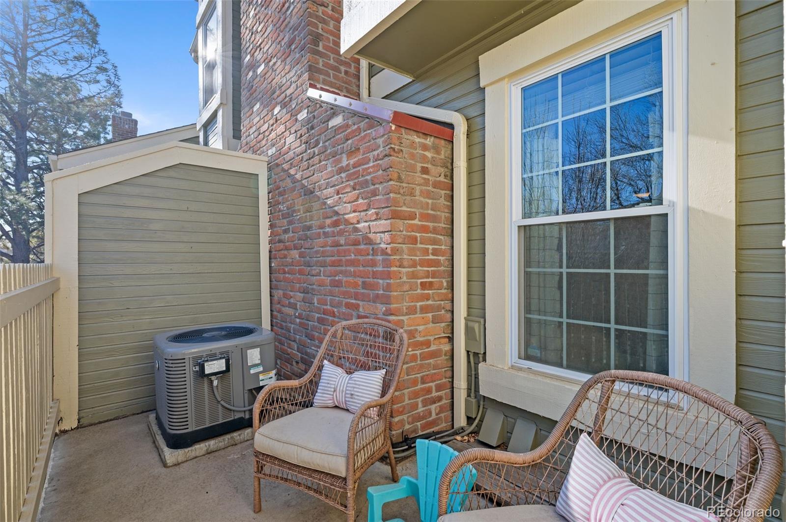 2061 S Helena Street Unit: D