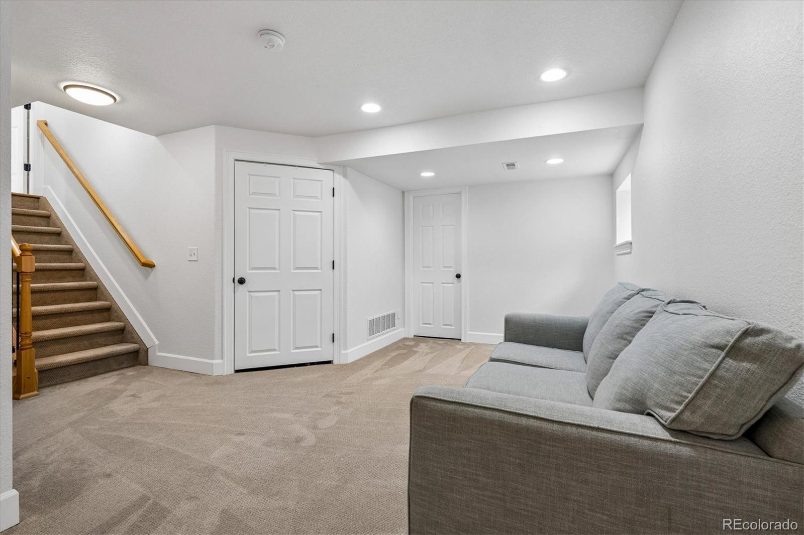 9452 Garden Court