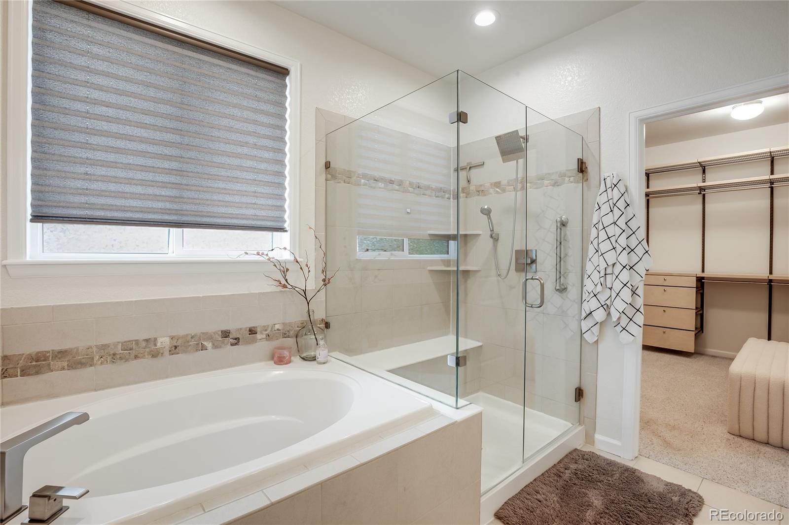 21537 E Smoky Hill Road