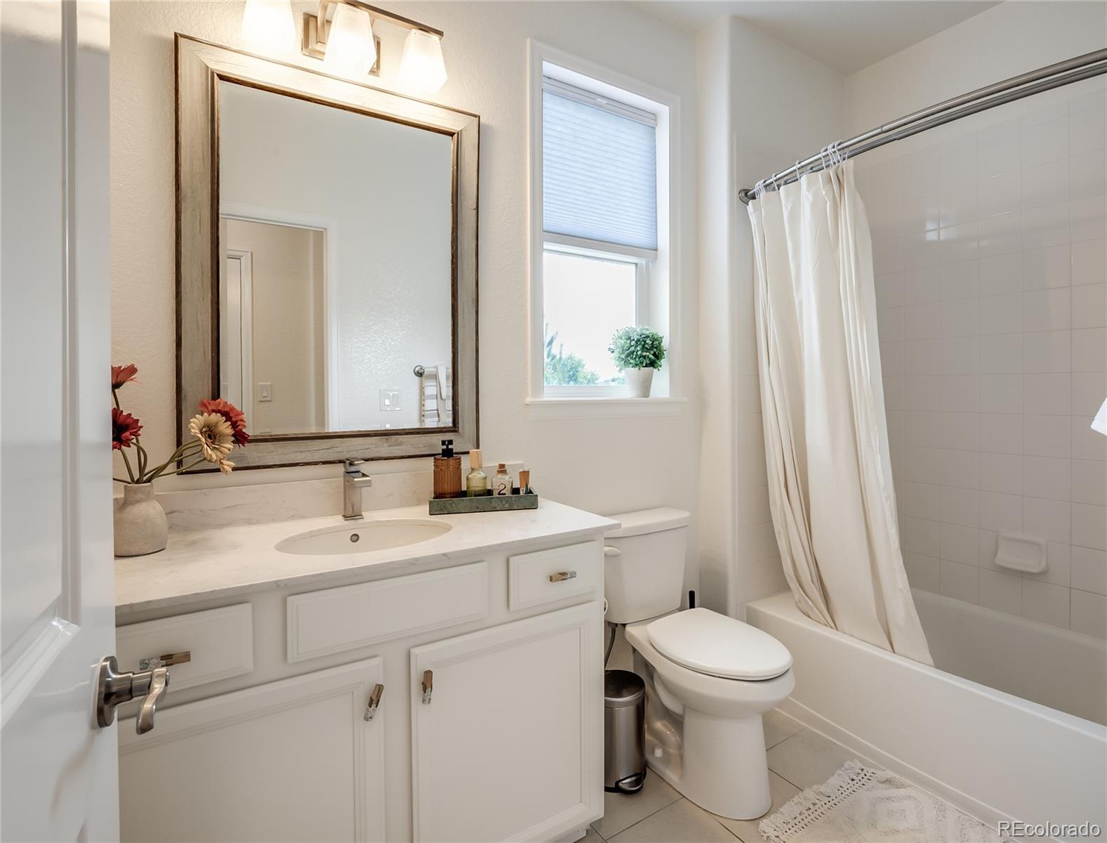 21537 E Smoky Hill Road