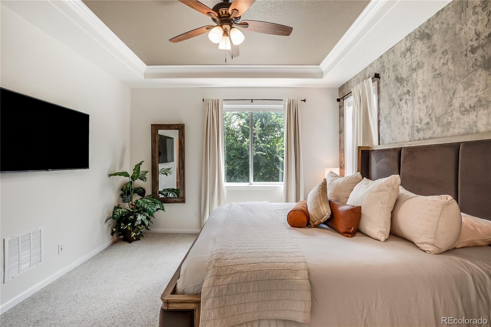 21537 E Smoky Hill Road