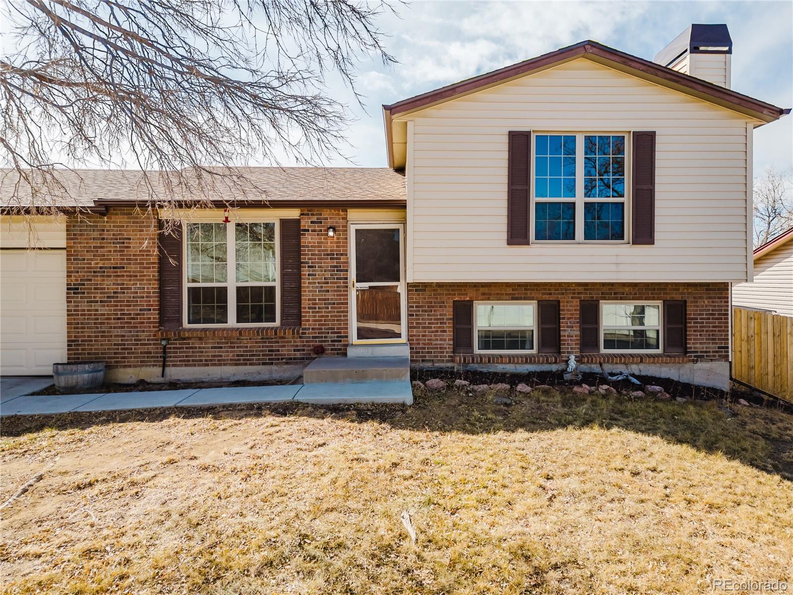 16512 E Louisiana Drive