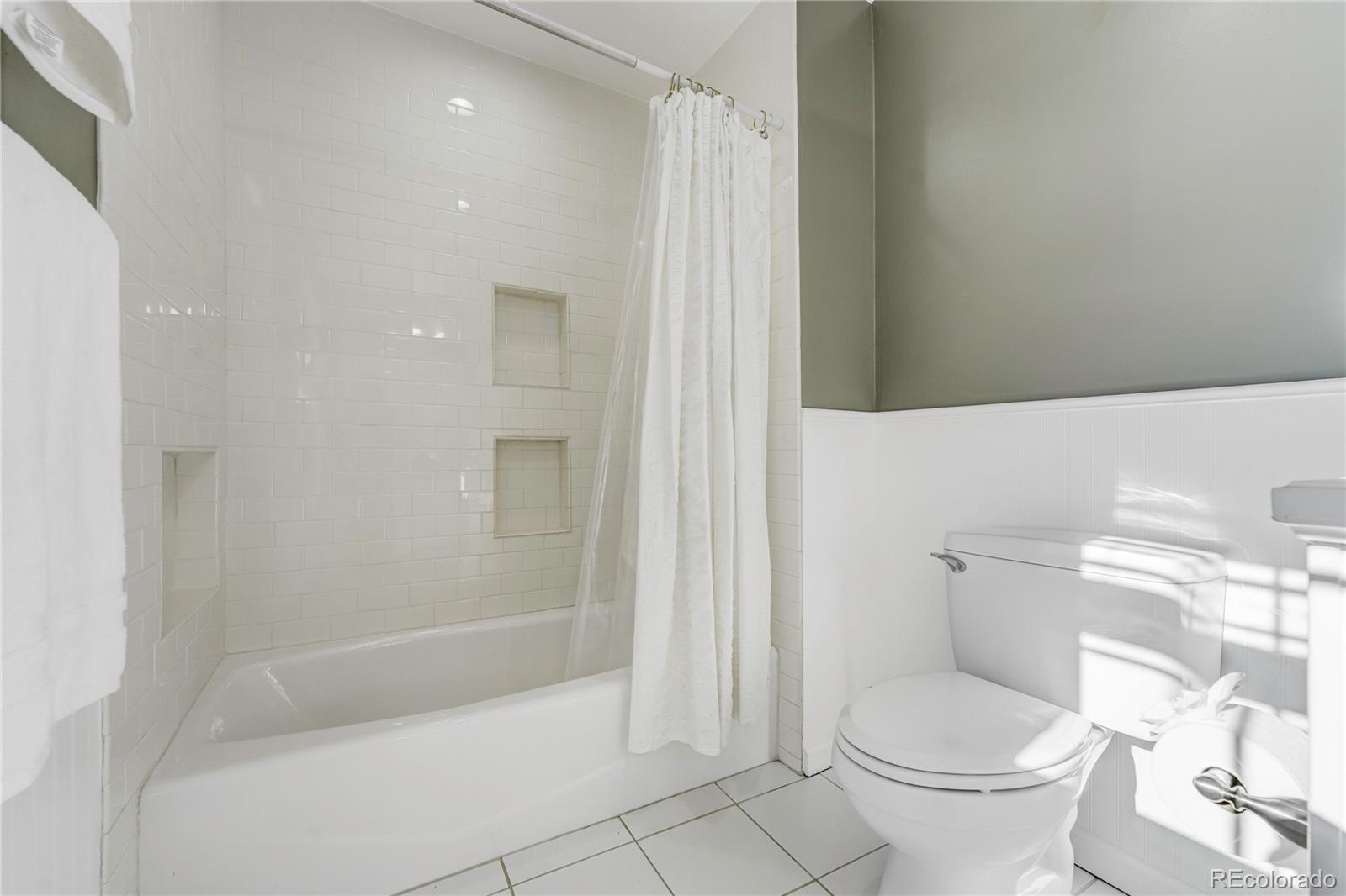 10674 E Powers Drive