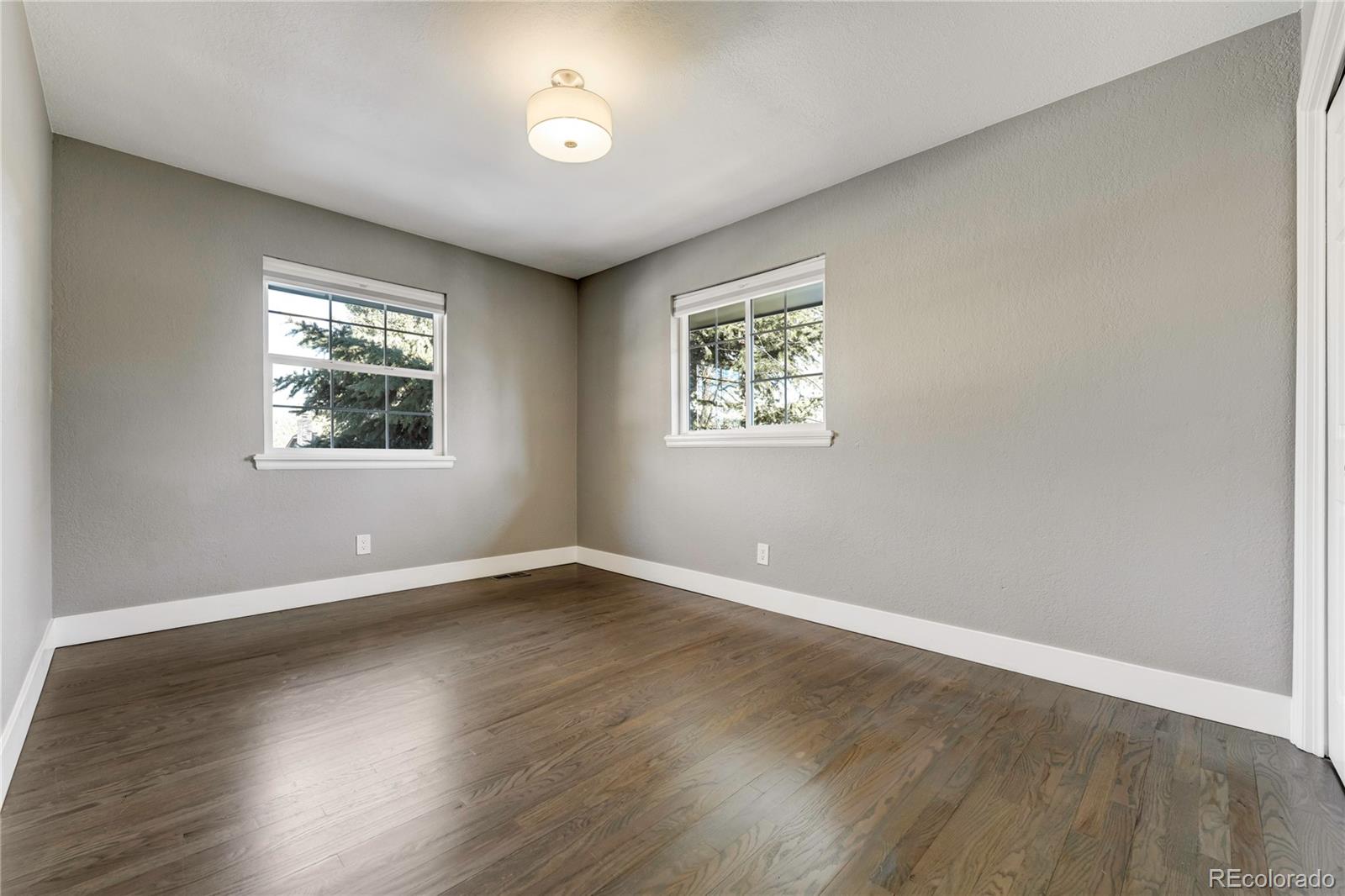 10674 E Powers Drive