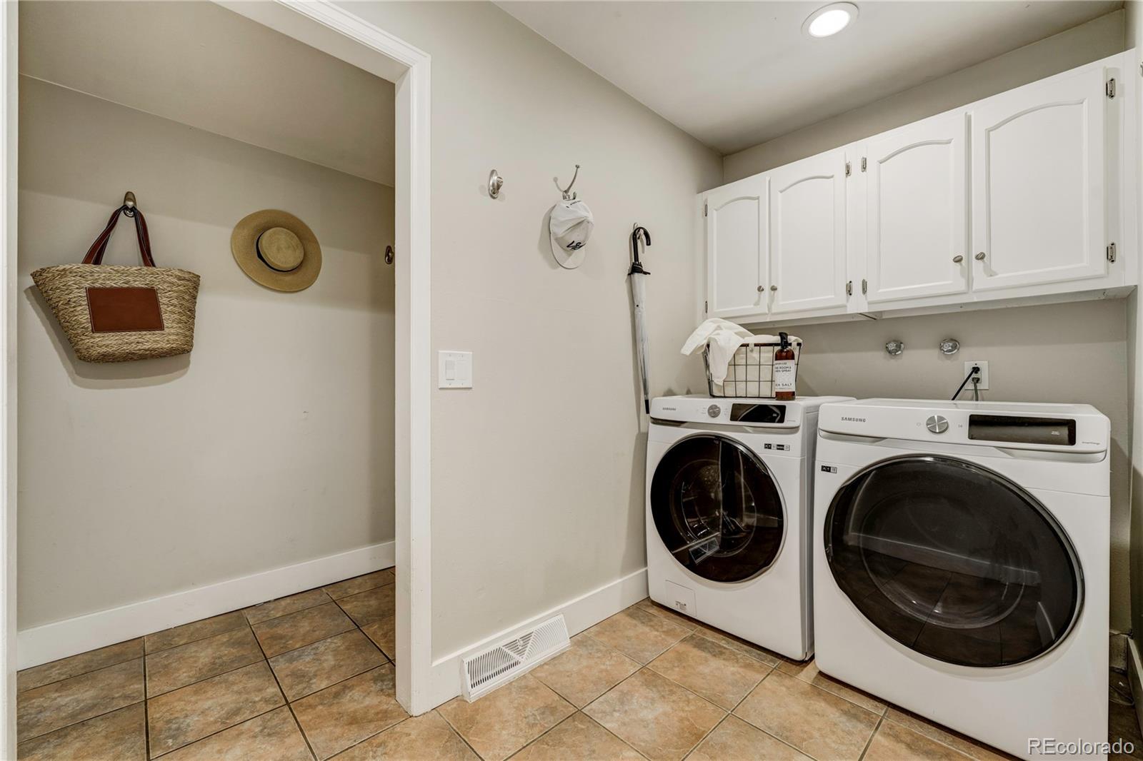 10674 E Powers Drive