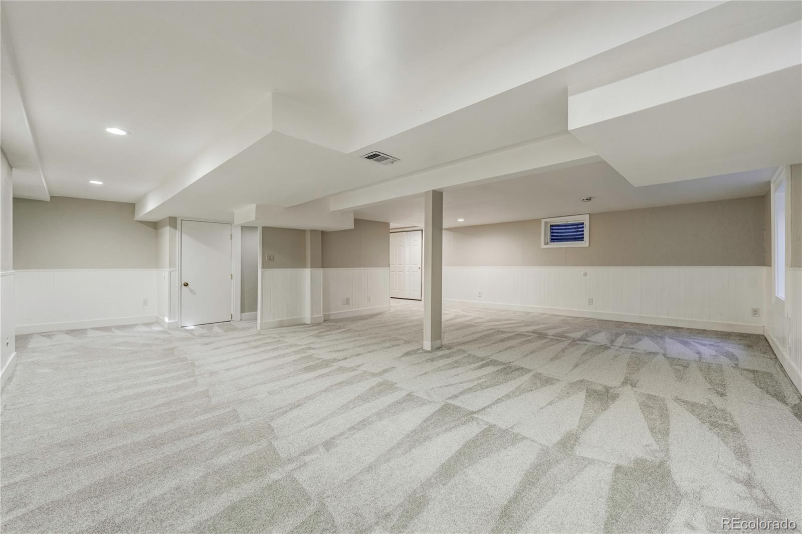 10674 E Powers Drive