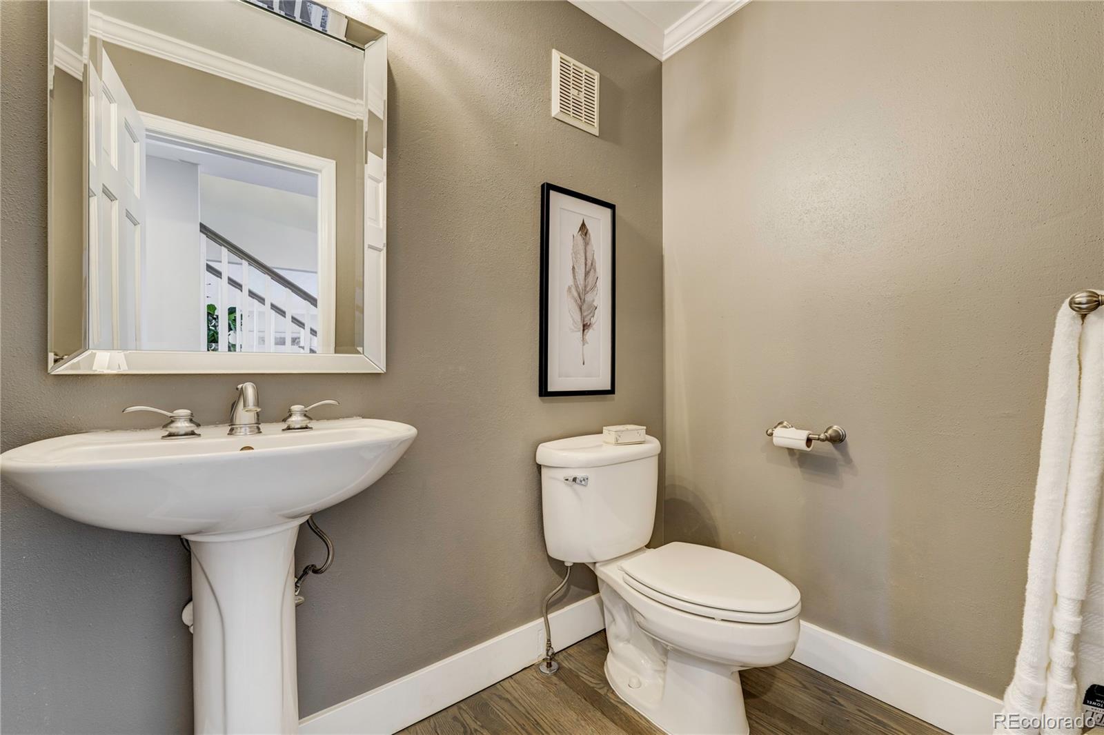 10674 E Powers Drive