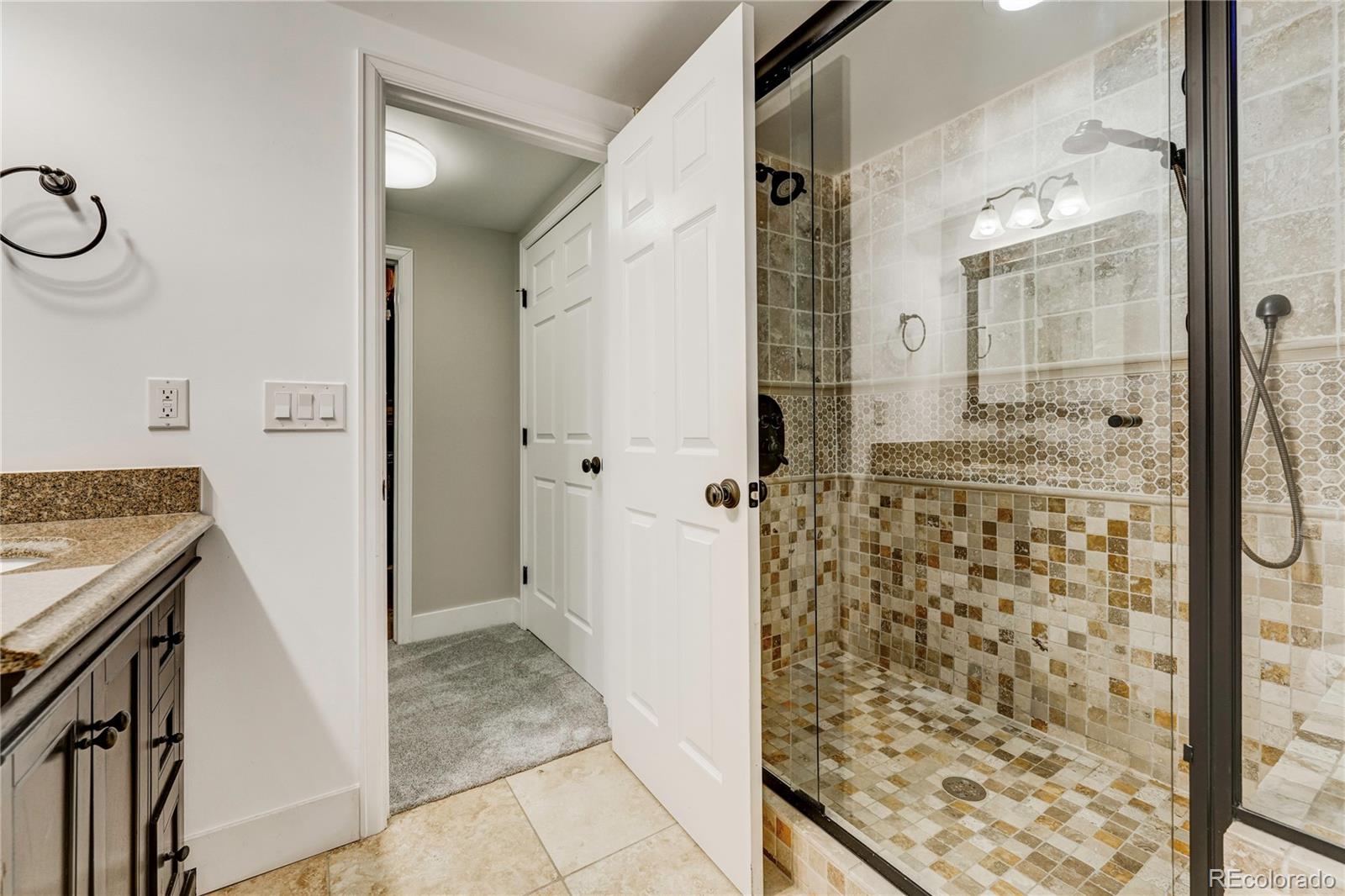 10674 E Powers Drive