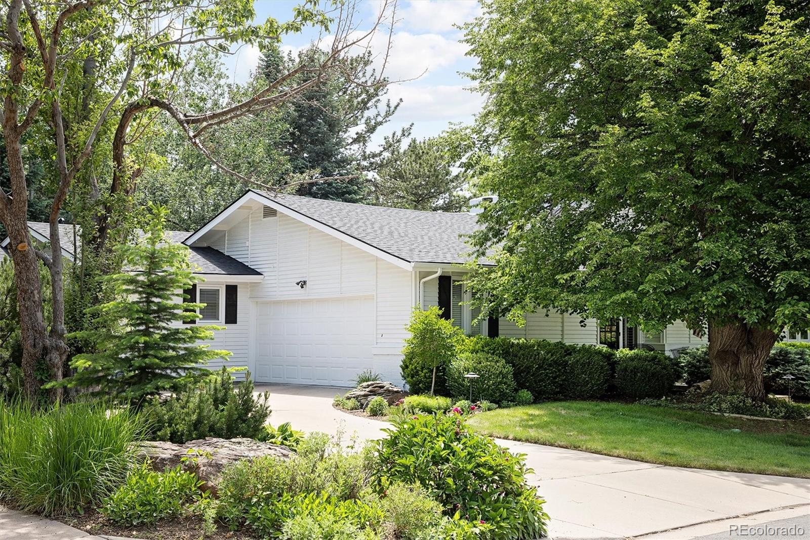 5132 E Princeton Avenue