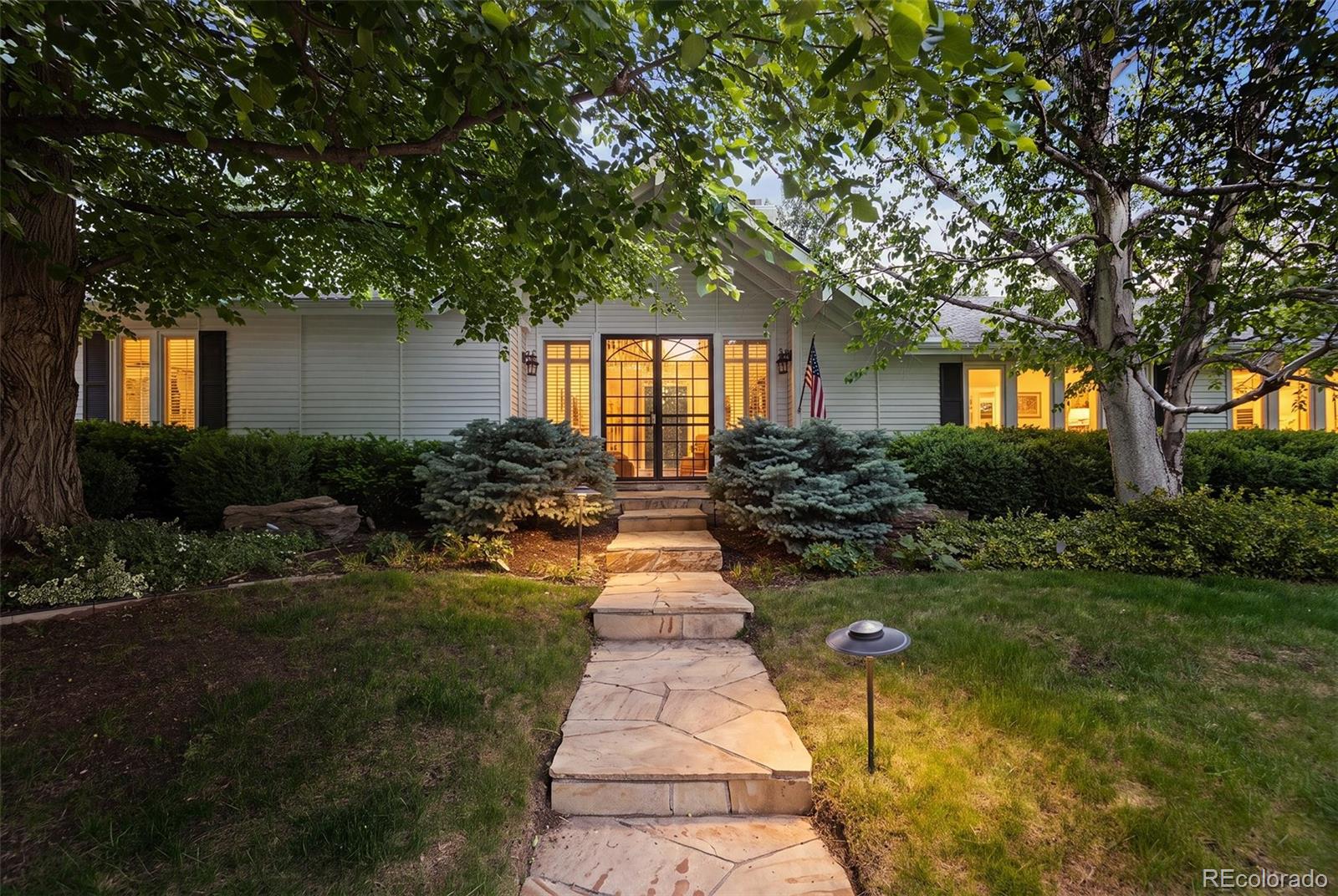 5132 E Princeton Avenue