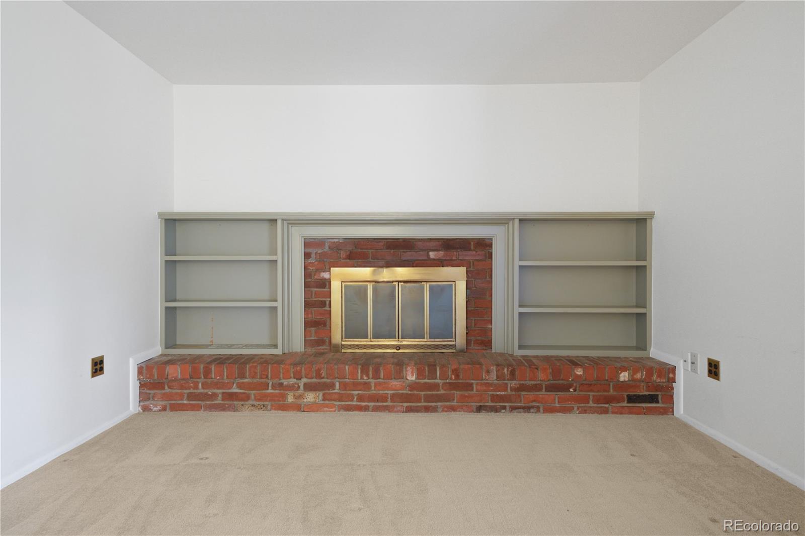 6152 S Kearney Street