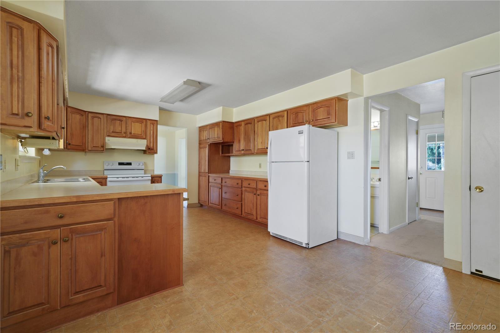 6152 S Kearney Street