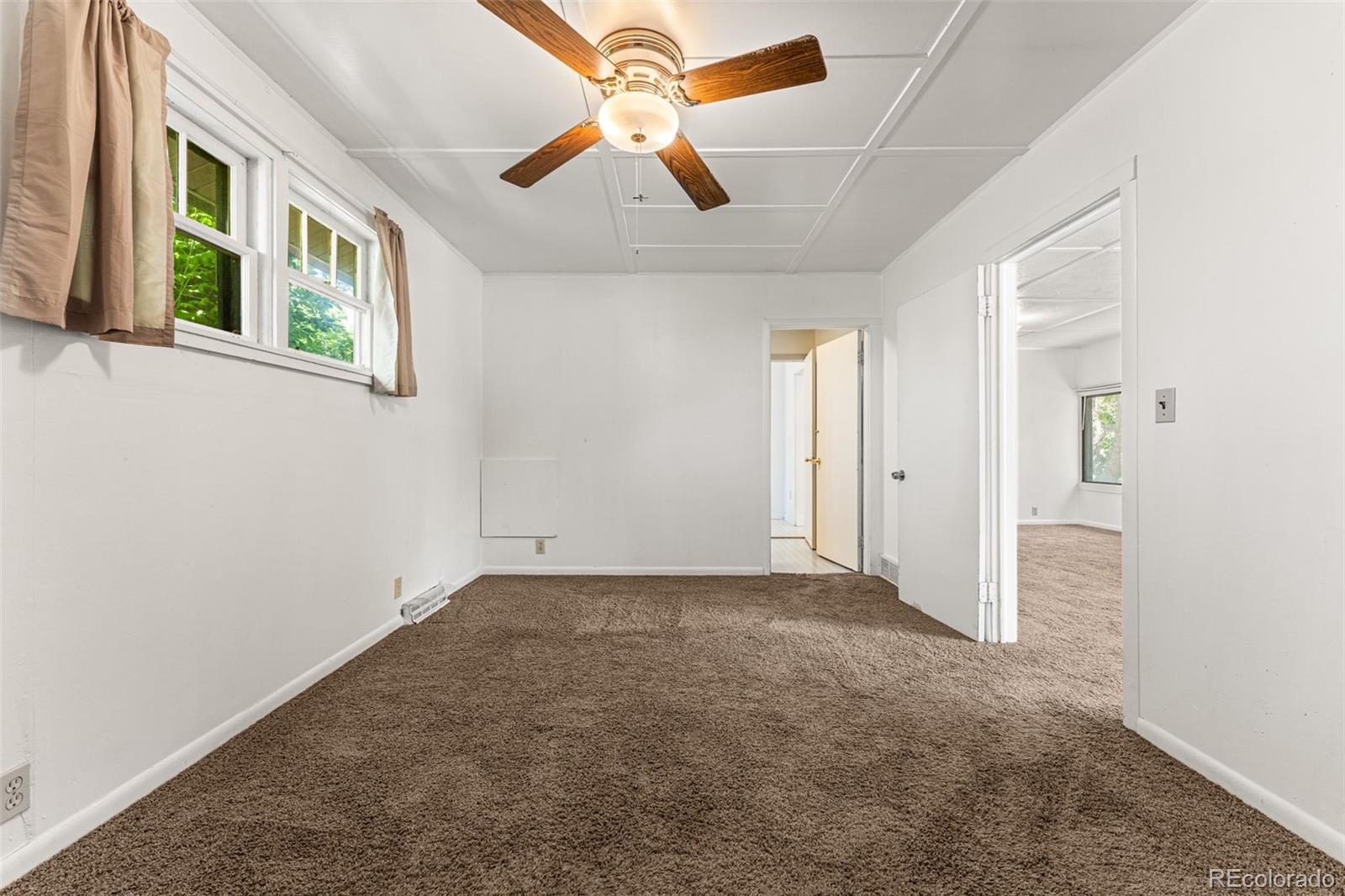 5550 S Windermere Street