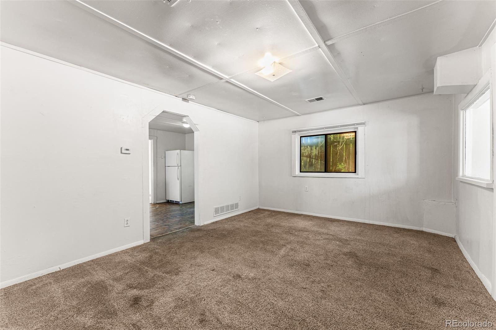 5550 S Windermere Street