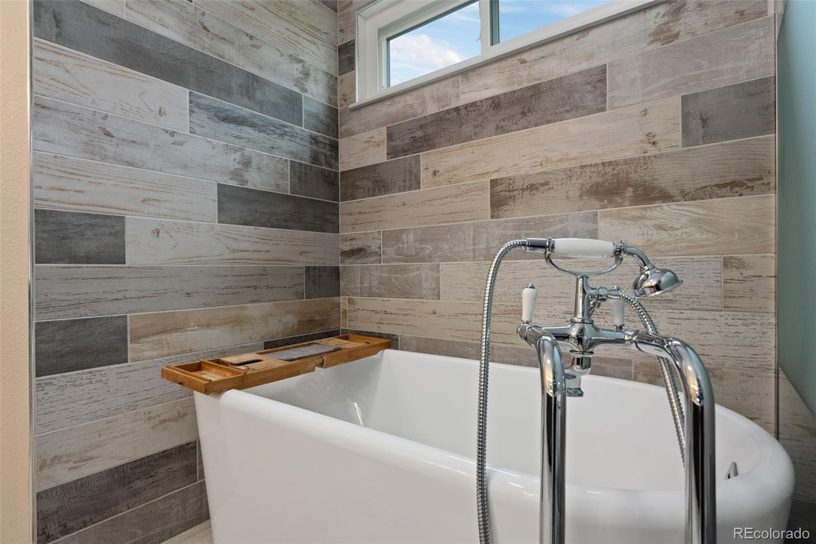 16179 Hedgeway Drive