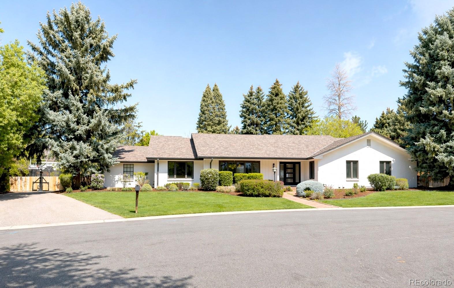 5071 Sanford Circle W