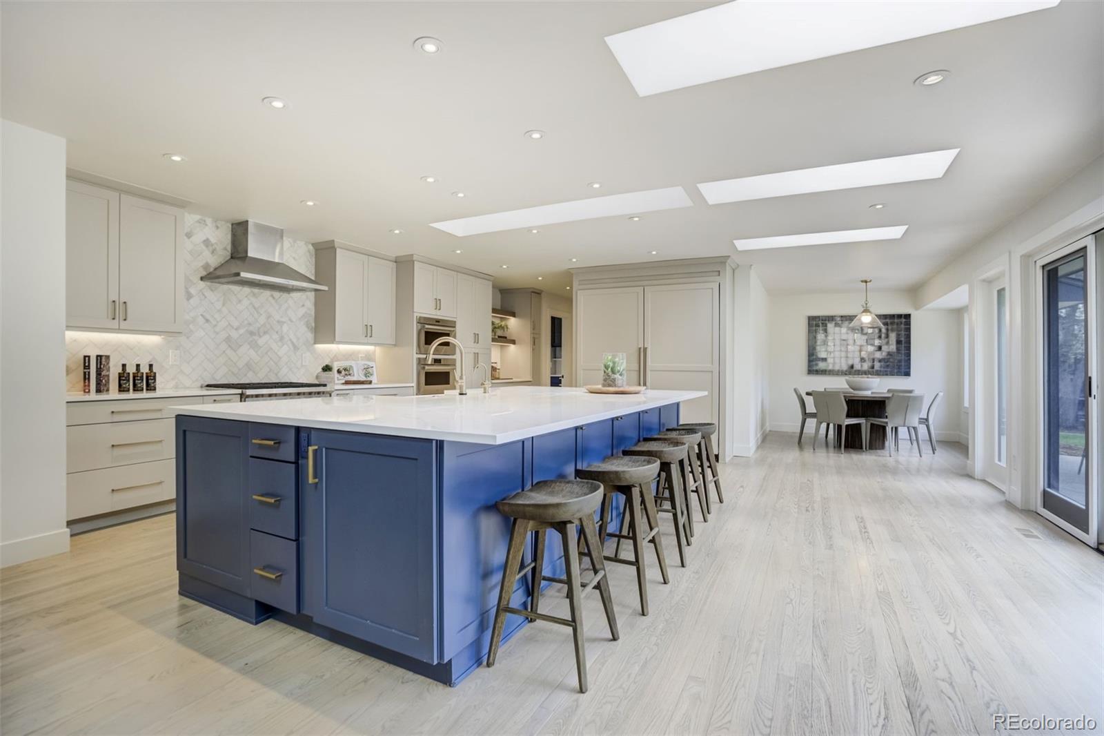 5071 Sanford Circle W