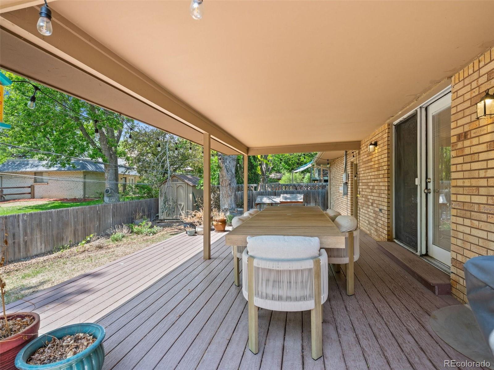 298 E 12th Avenue