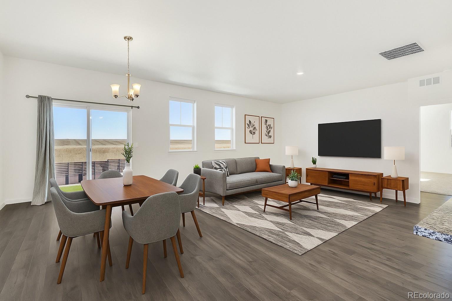 108 S Waterloo Street