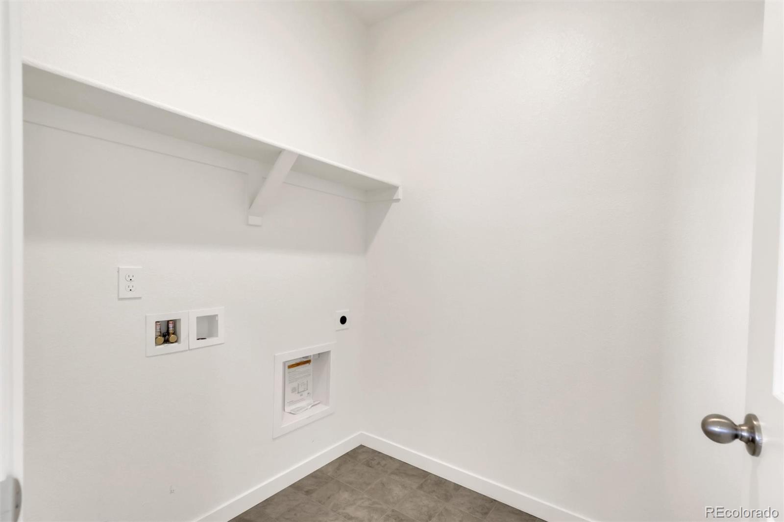 108 S Waterloo Street