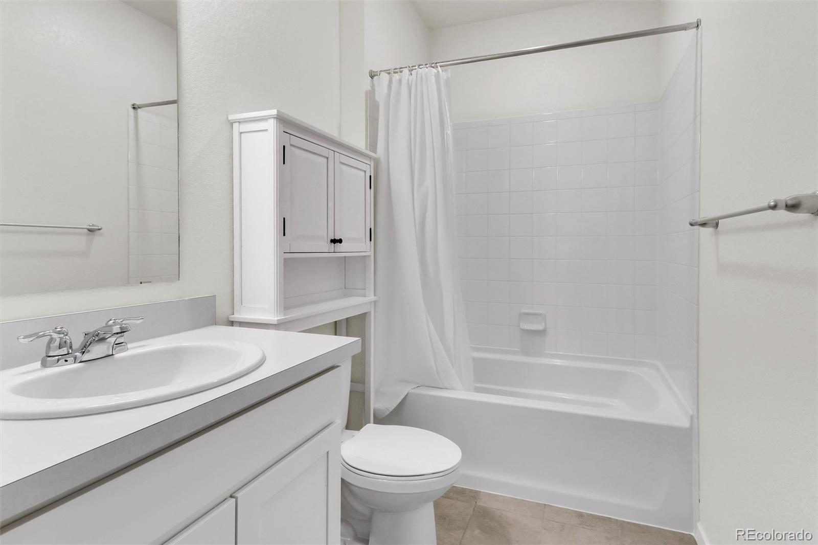 108 S Waterloo Street