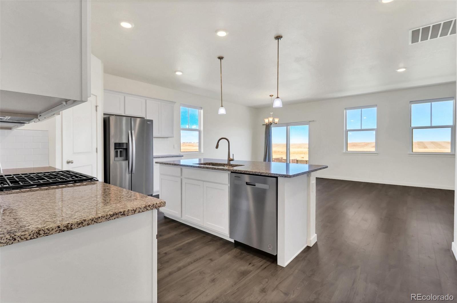 108 S Waterloo Street