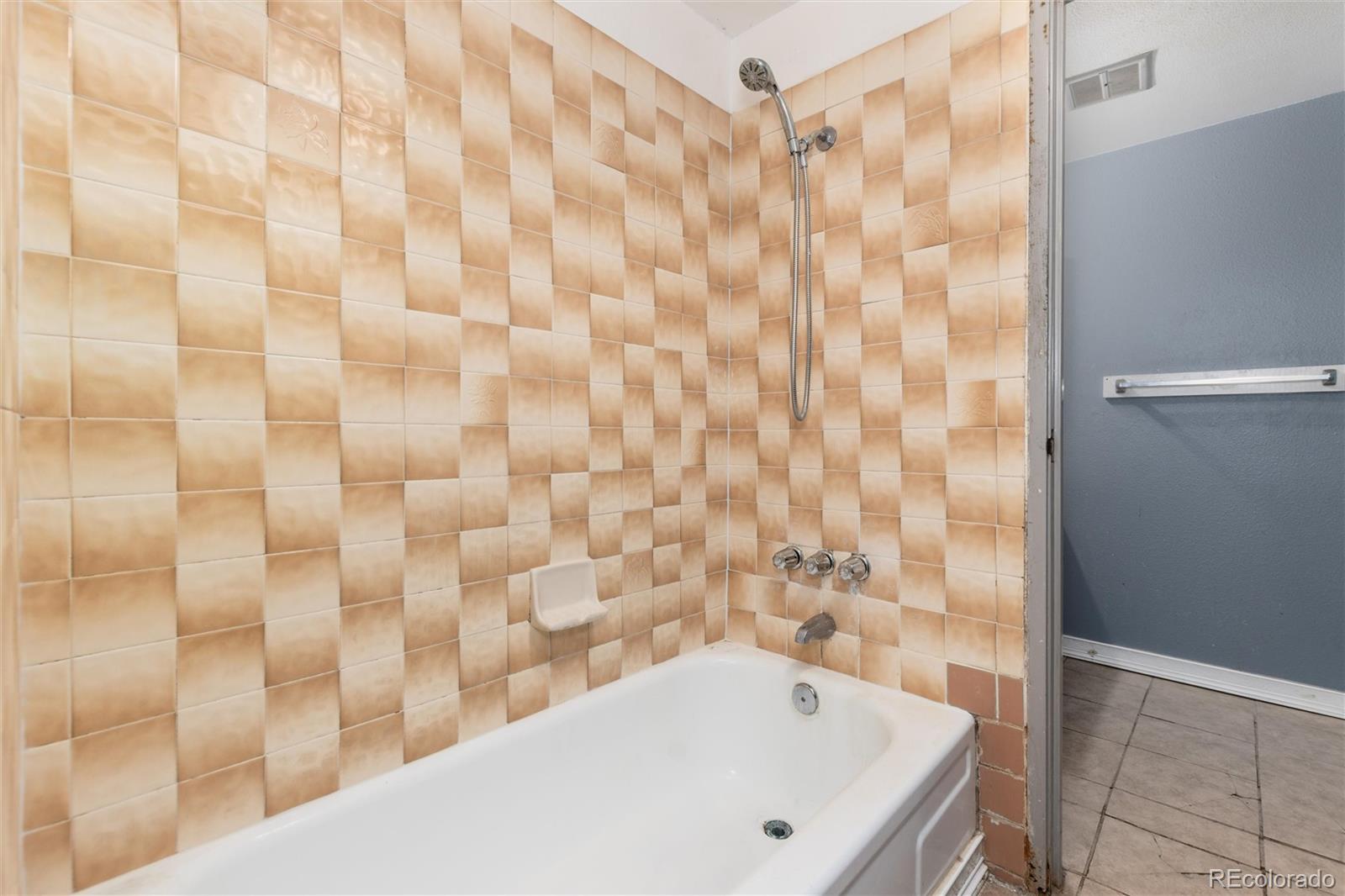 7375 E Quincy Avenue Unit: 104