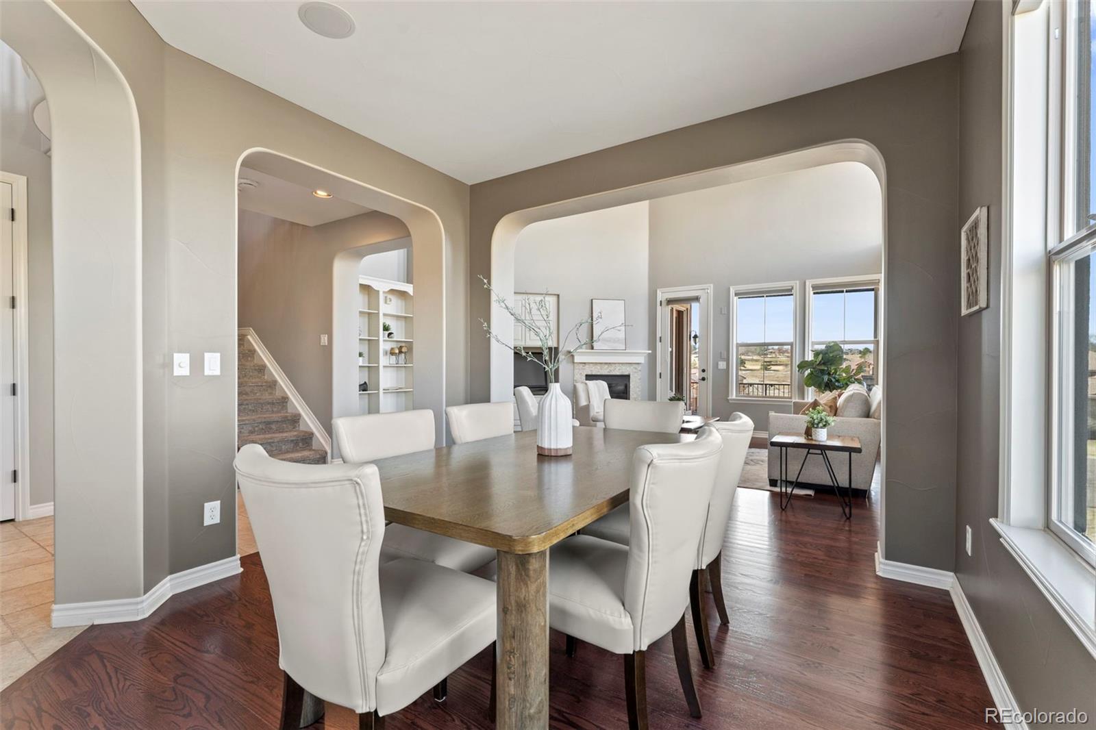 9168 Viaggio Way
