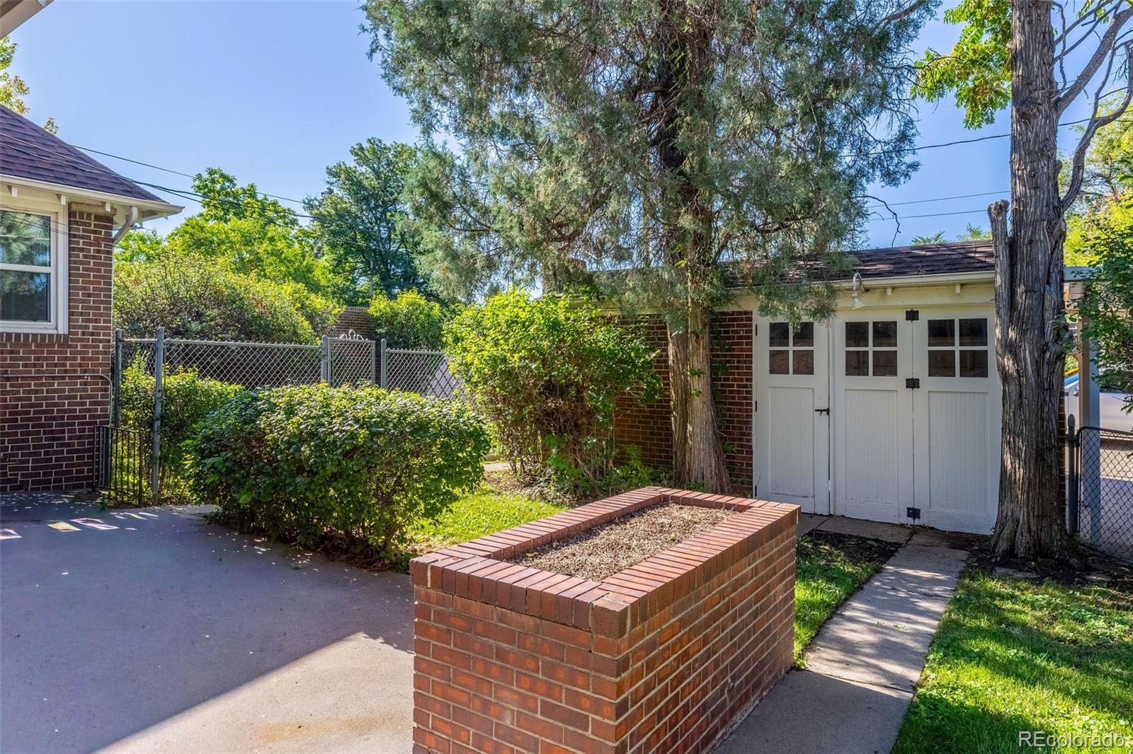 4524 Montview Boulevard