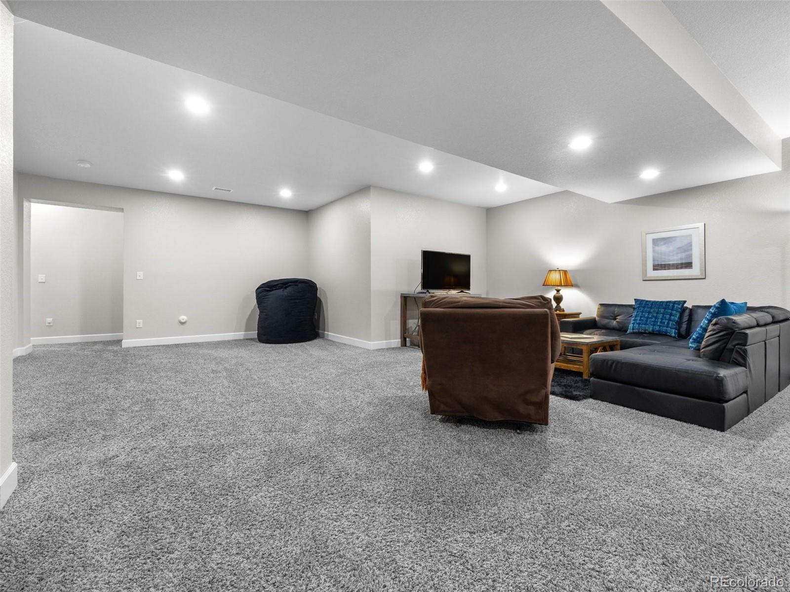 11912 Barrentine Loop