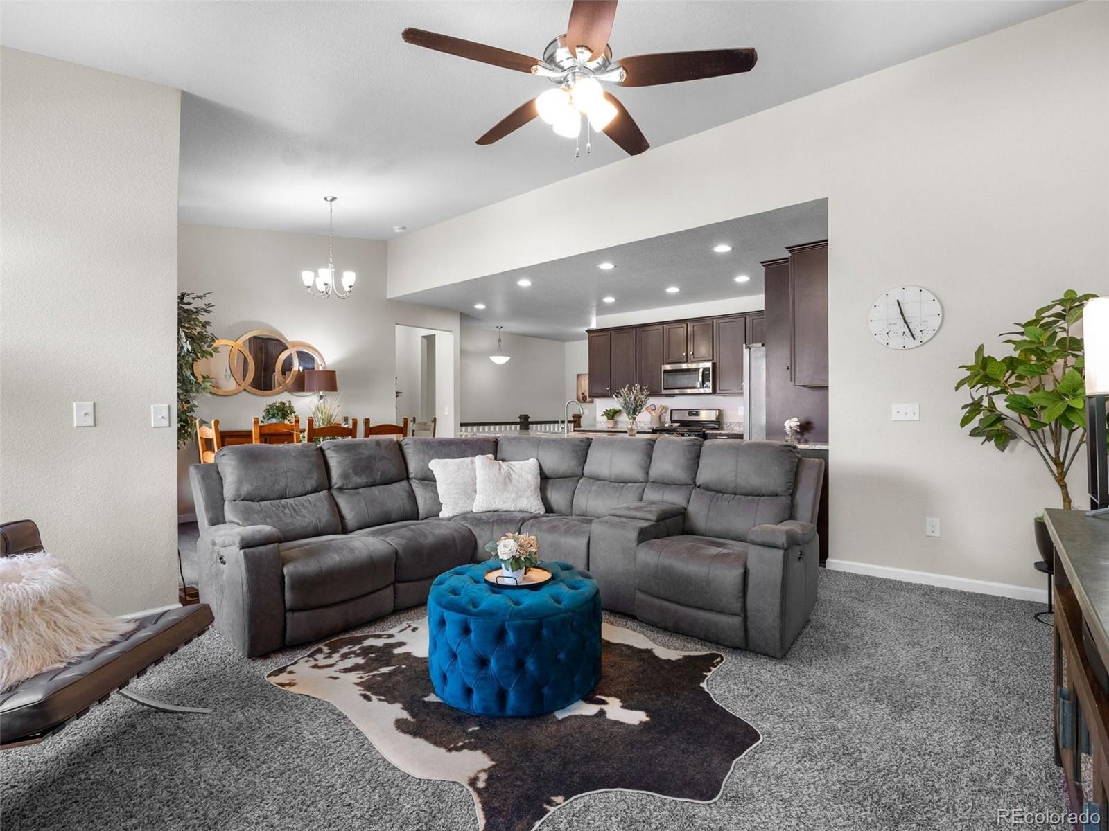 11912 Barrentine Loop