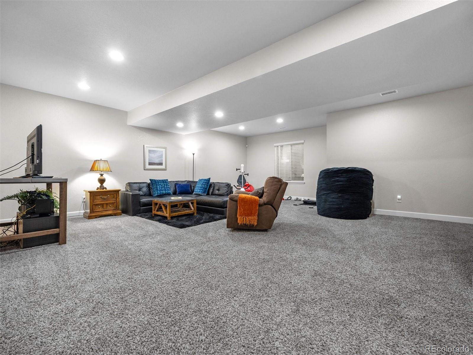 11912 Barrentine Loop