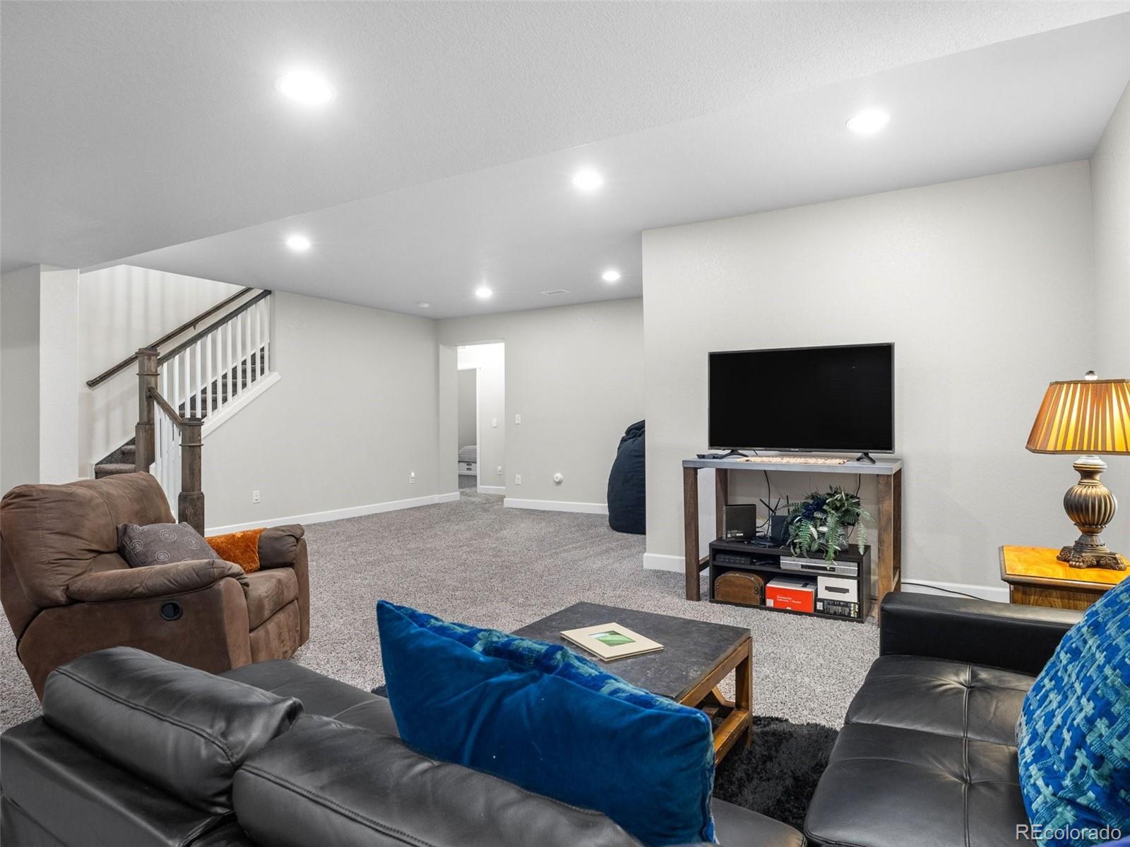 11912 Barrentine Loop