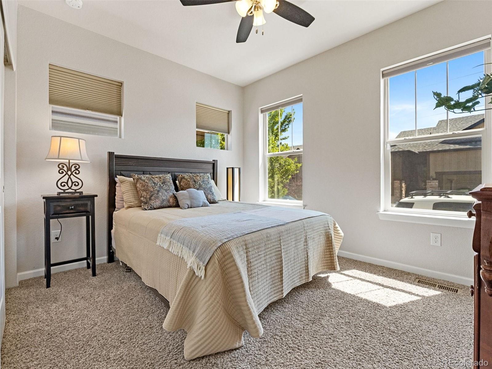 11912 Barrentine Loop