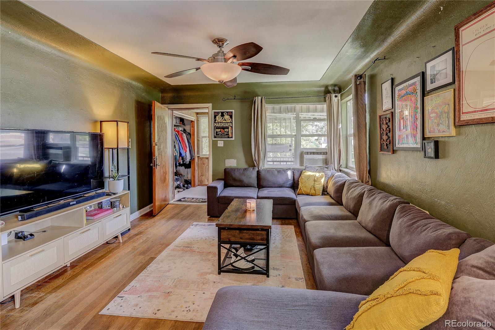 3015 N Milwaukee Street