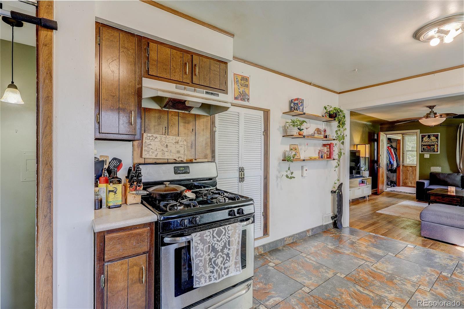 3015 N Milwaukee Street