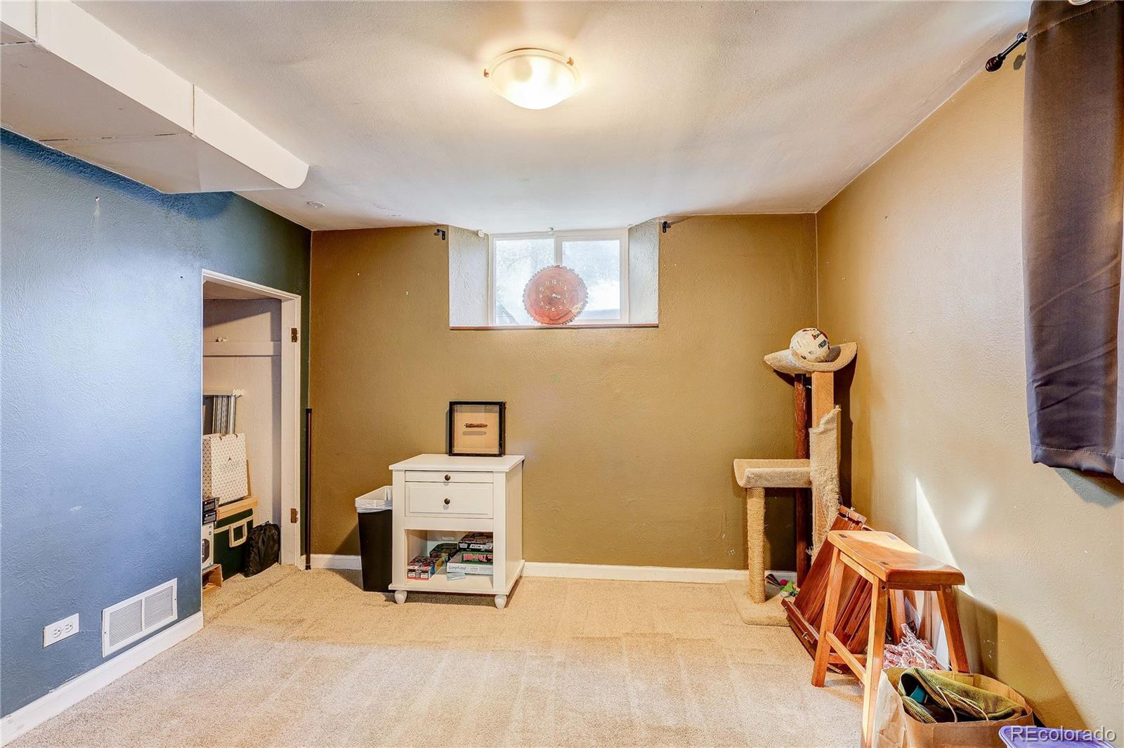 3015 N Milwaukee Street