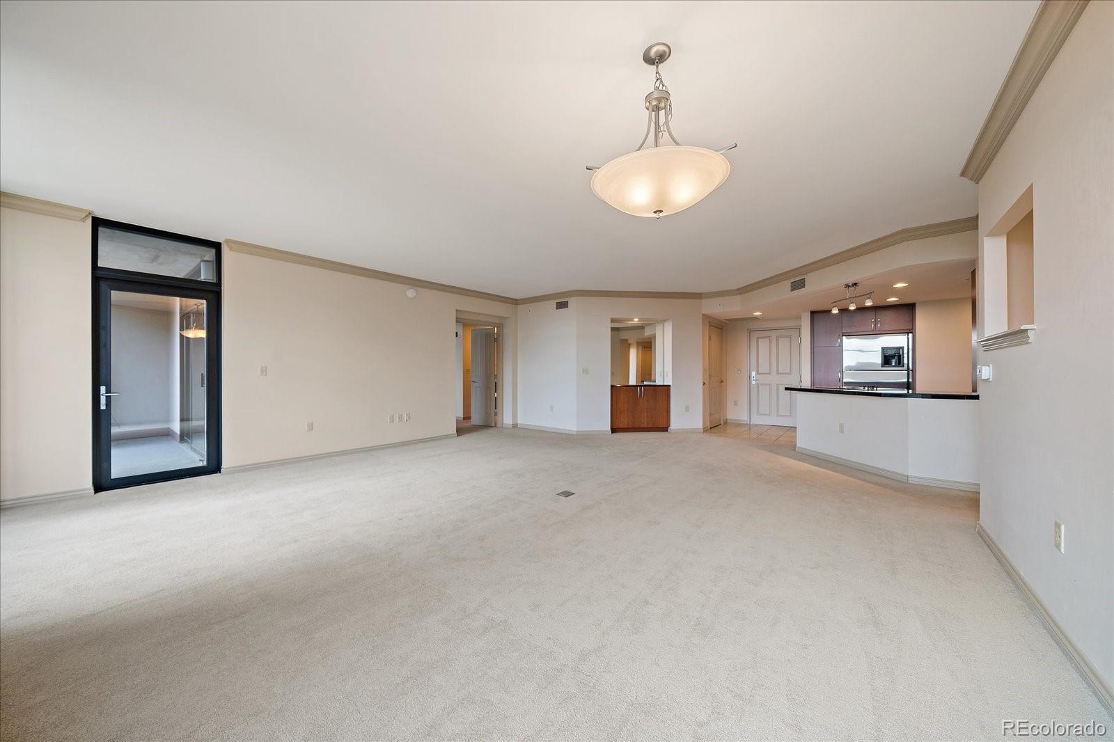 8100 E Union Avenue Unit: 814