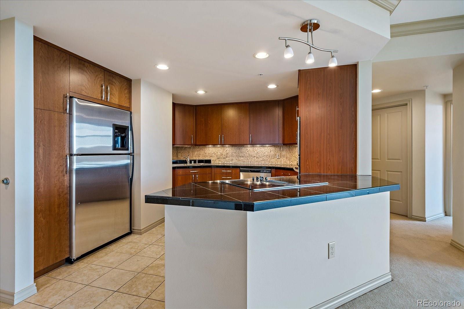 8100 E Union Avenue Unit: 814