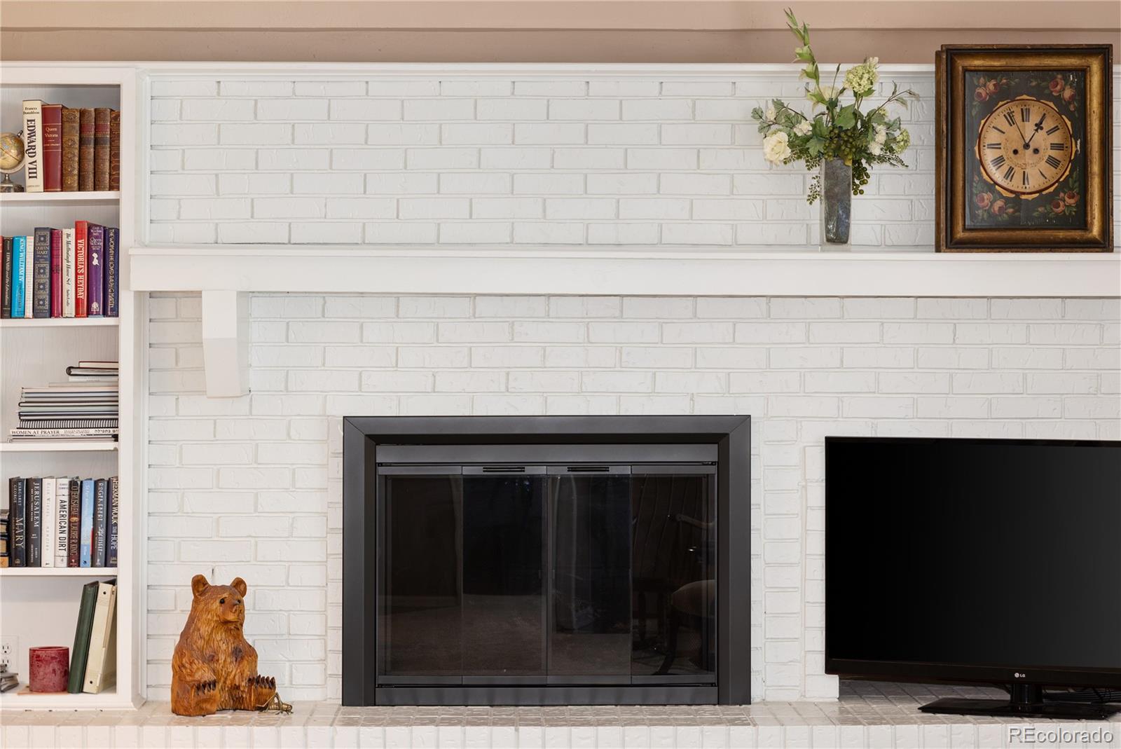 6561 S Pontiac Court