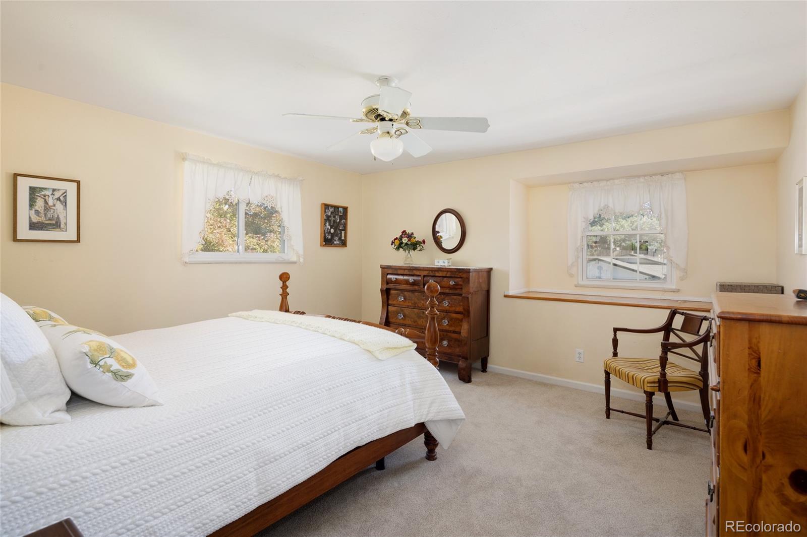 6561 S Pontiac Court