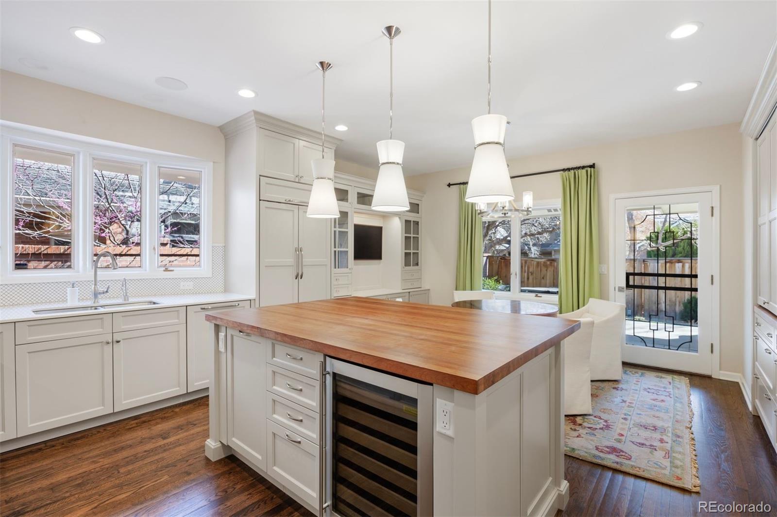 2552 E Alameda Avenue Unit: 72