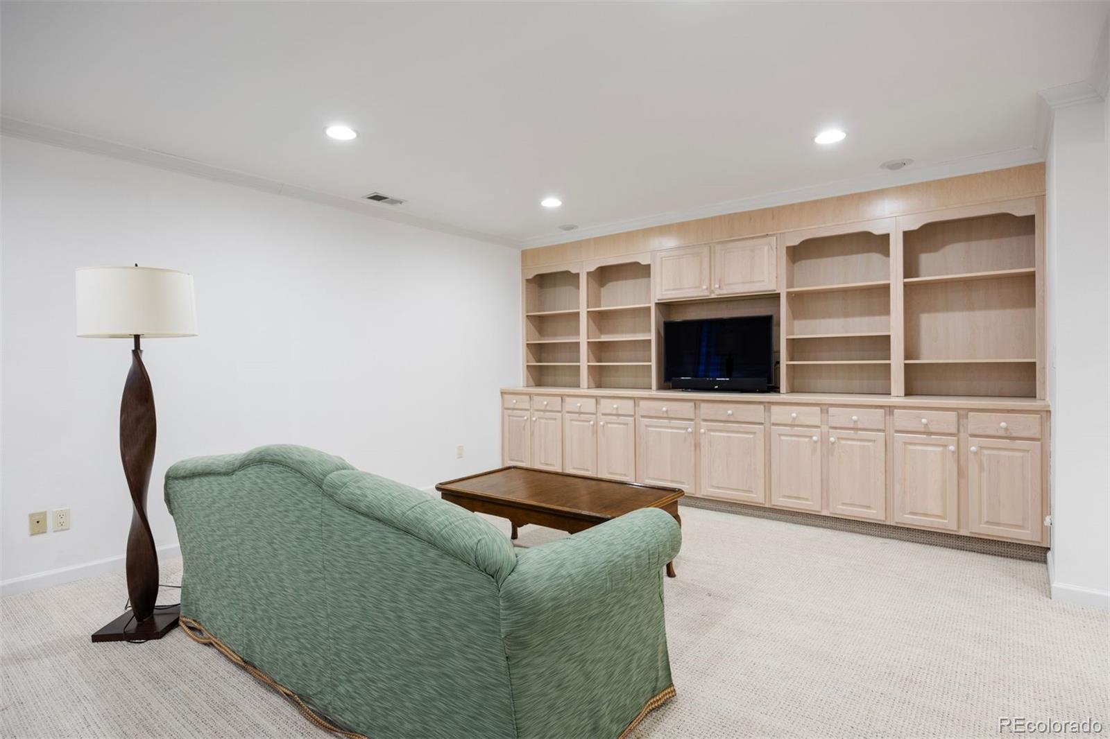 2552 E Alameda Avenue Unit: 72