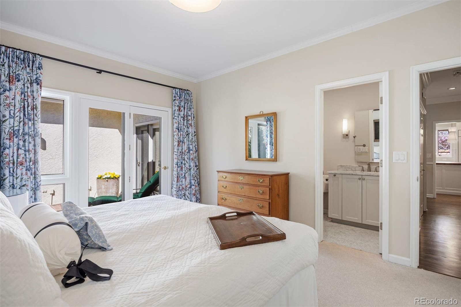 2552 E Alameda Avenue Unit: 72